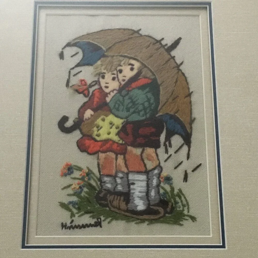 Vintage Hummel Needlework Children In The Rain 3D Embroidery Professional Frame - Picture 4 of 12